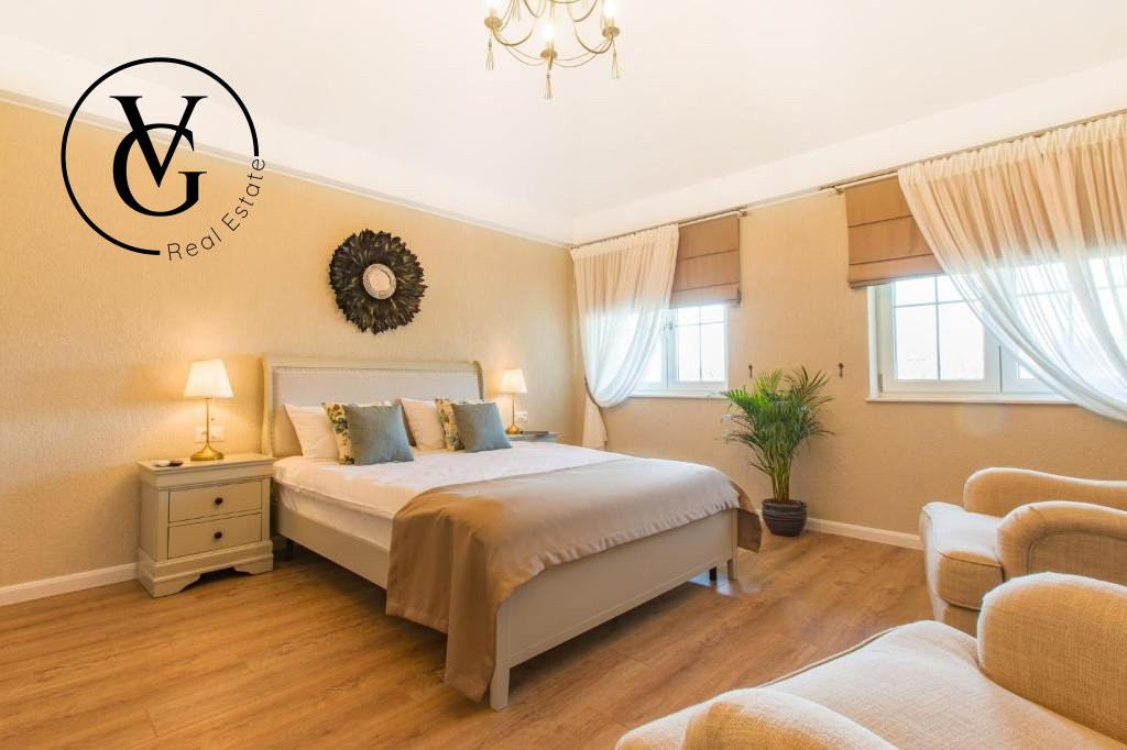 Vila ultramoderna cu piscina  Mamaia-Sat 0% comision 
