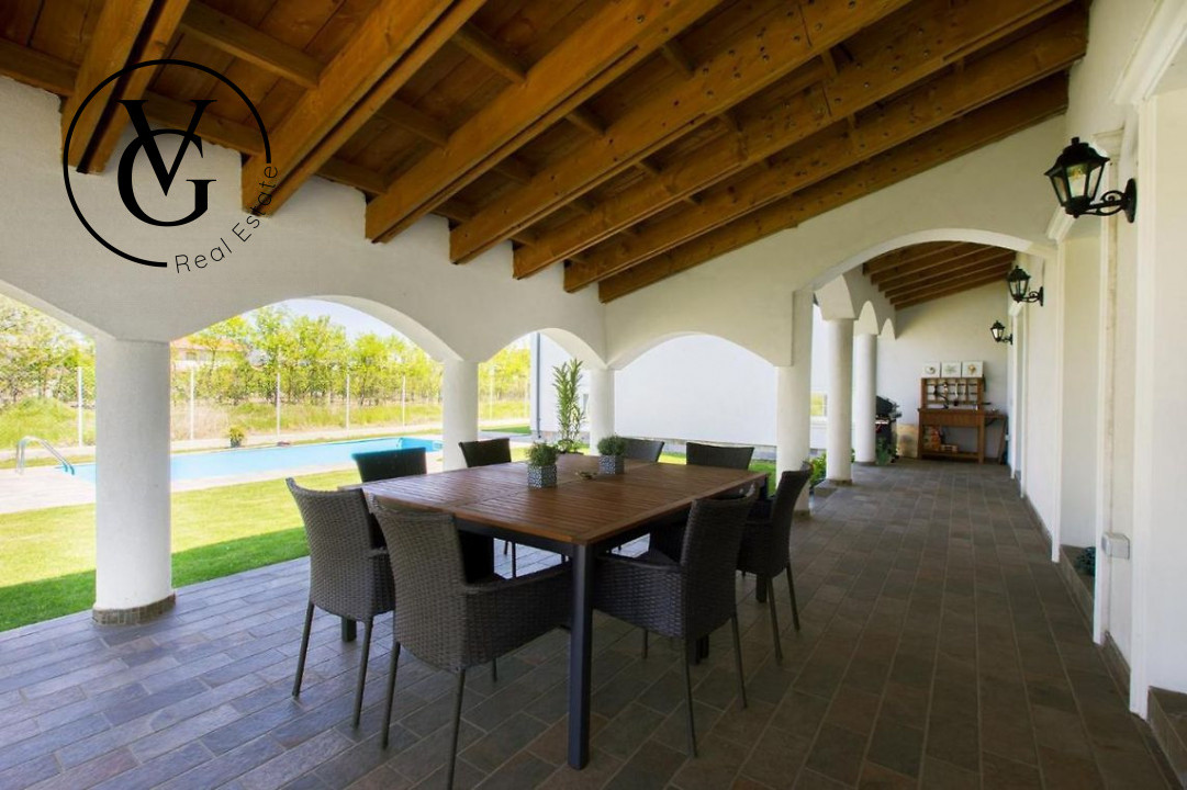 Vila ultramoderna cu piscina  Mamaia-Sat 0% comision 