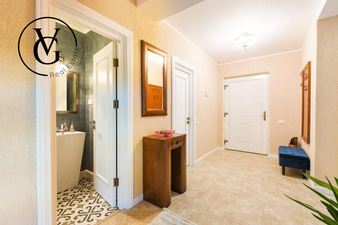 Vila ultramoderna cu piscina  Mamaia-Sat 0% comision 