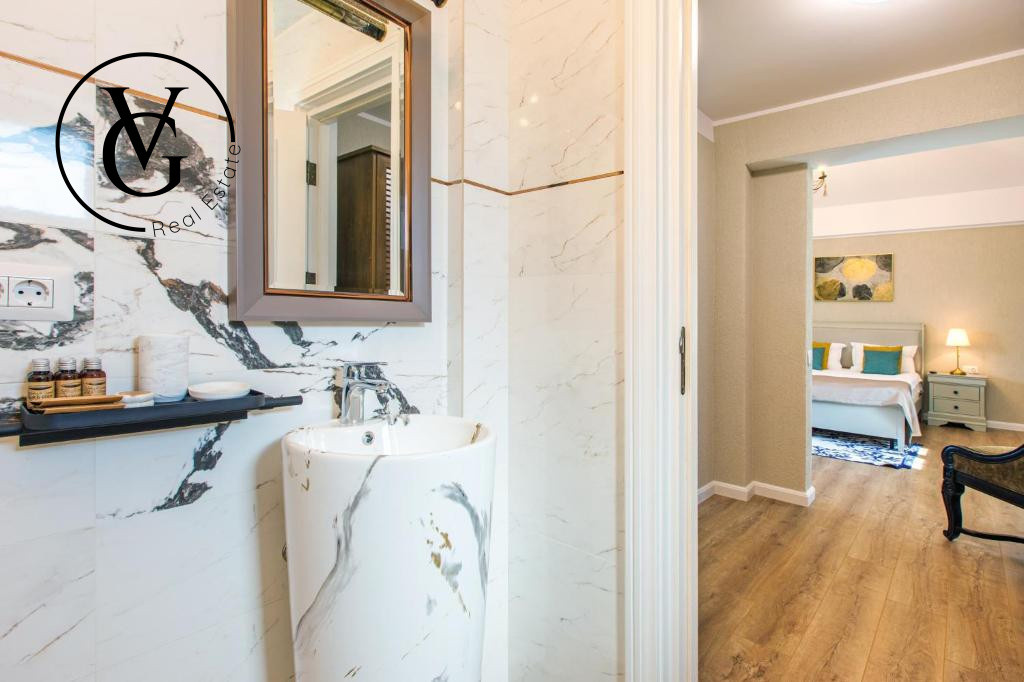 Vila ultramoderna cu piscina  Mamaia-Sat 0% comision 