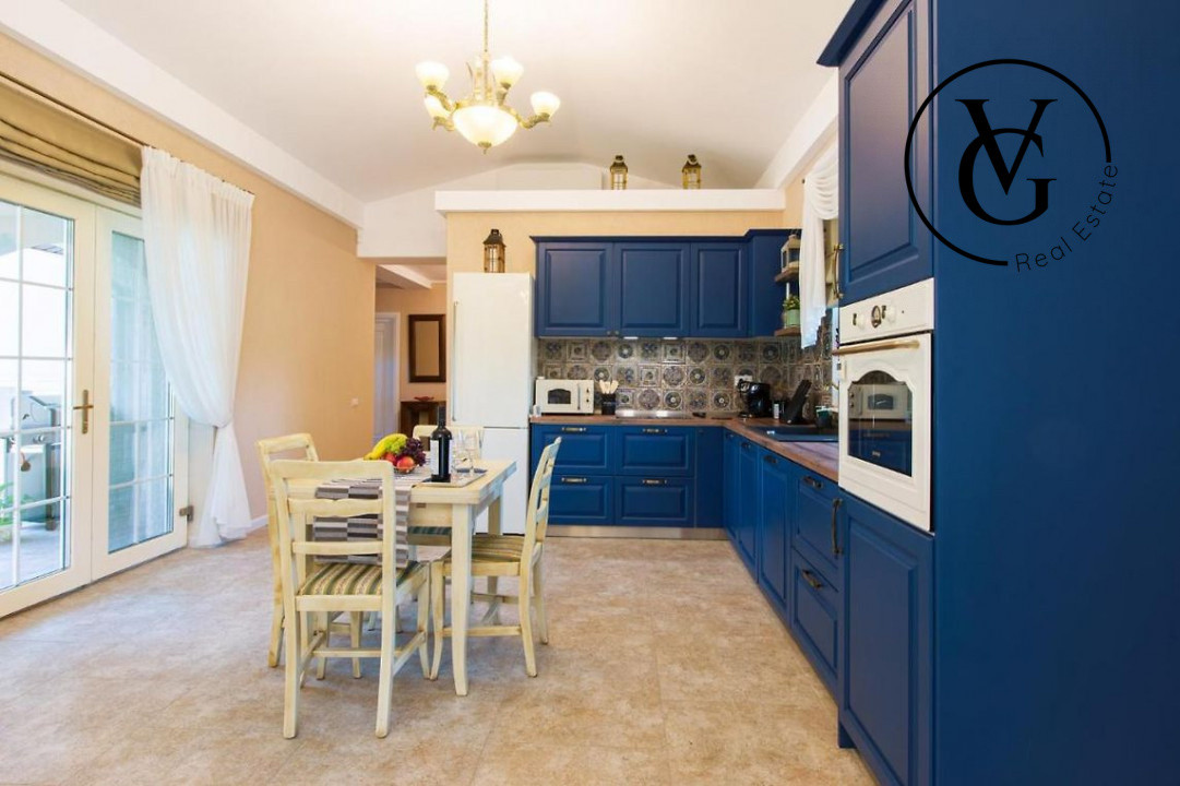 Vila ultramoderna cu piscina  Mamaia-Sat 0% comision 