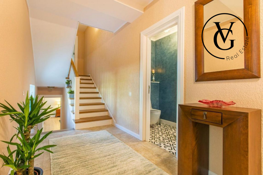 Vila ultramoderna cu piscina  Mamaia-Sat 0% comision 