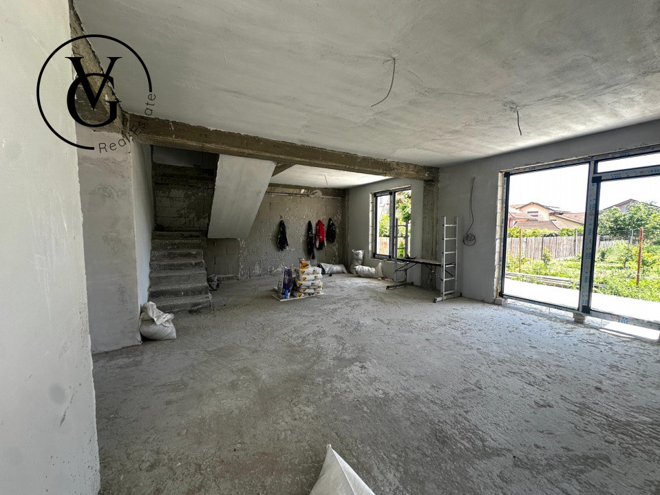 Duplex modern, 4 camere, oras Ovidiu Sud
