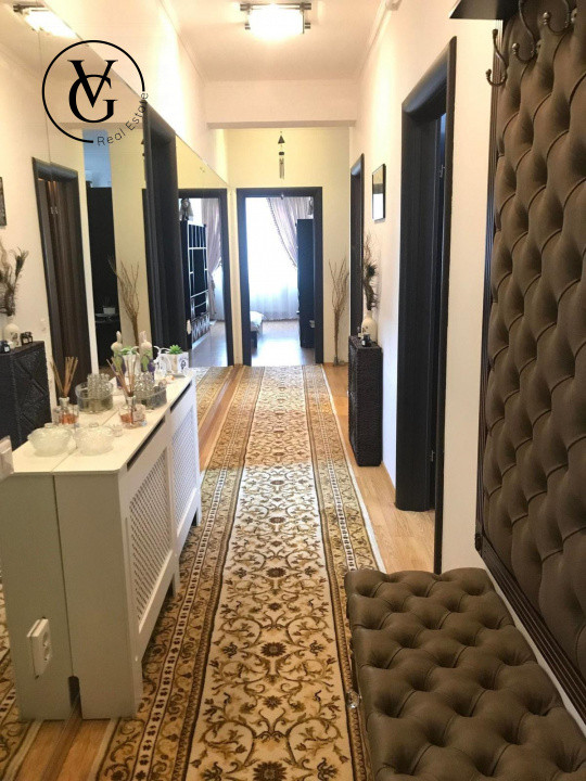 Aprtament 3 camere -garaj subteran + boxa - zona Piața Presei