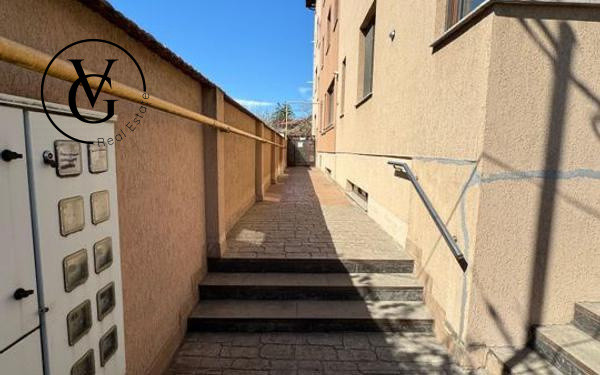 Aprtament 3 camere -garaj subteran + boxa - zona Piața Presei