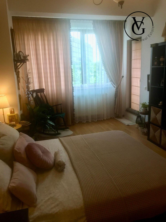 Apartament 3 camere - Loc de parcare inclus - Metrou Jiului