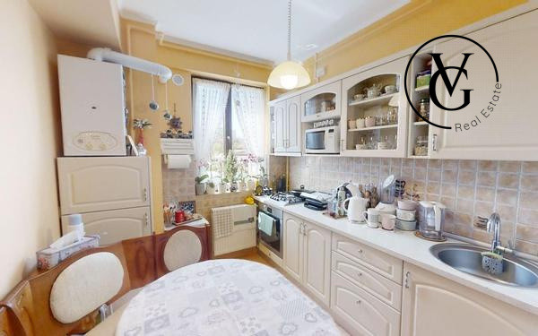 Apartament 3 camere - Loc de parcare inclus - Metrou Jiului