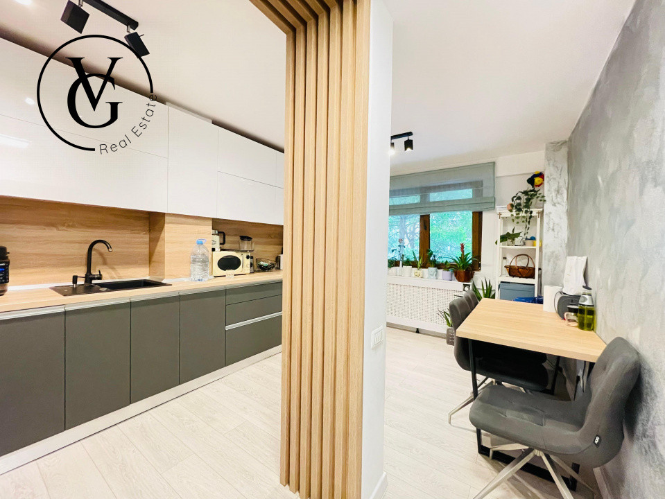 Apartament decomandat 3 camere - Piața Victoriei - Titulescu