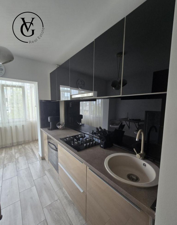 Apartament decomandat 2 camere-Casa de Cultura 