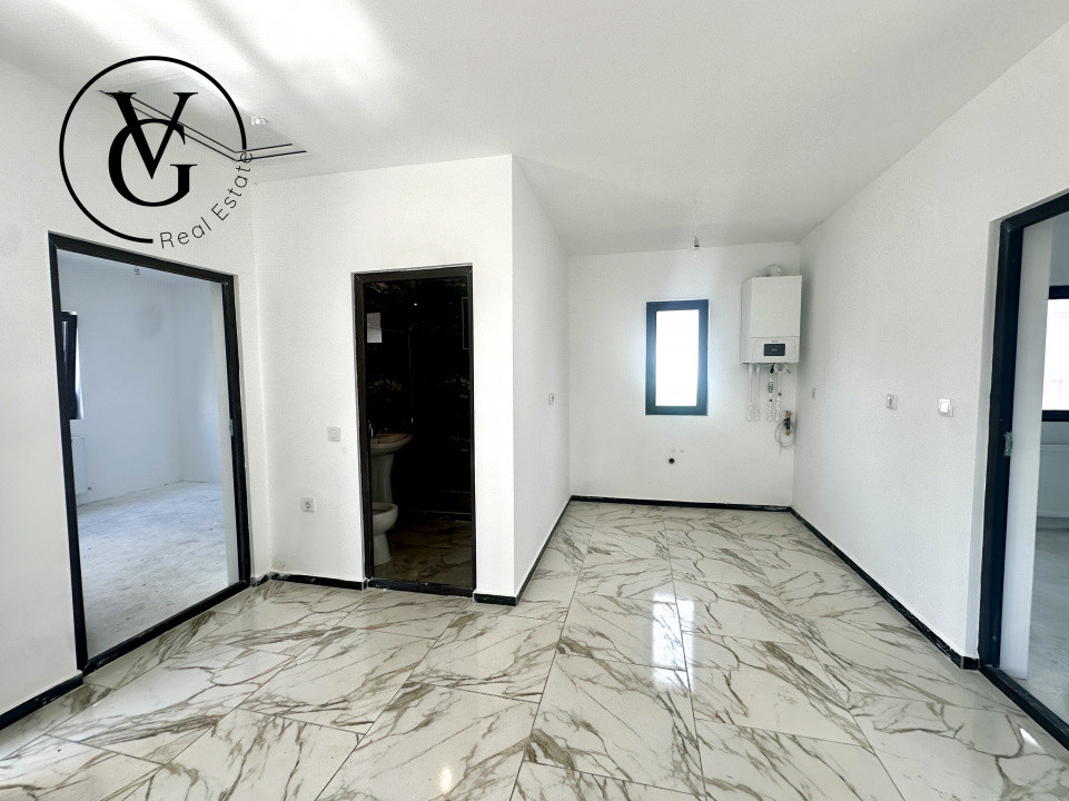 Casa la sol, 4 camere, 250mp teren, Lumina