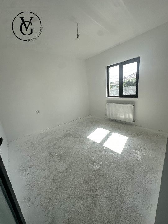 Casa la sol, 4 camere, 250mp teren, Lumina