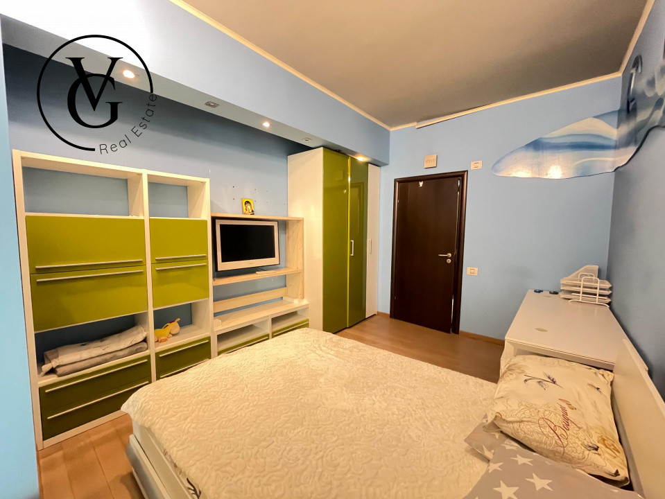 Apartament 3 camere - zona Pajura 