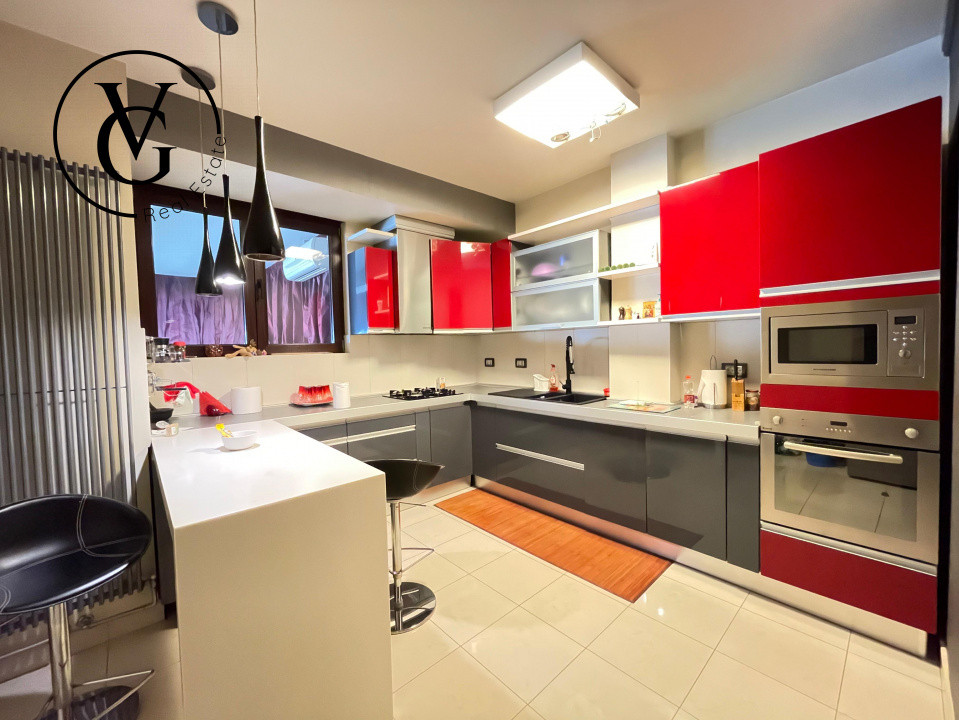 Apartament 3 camere - zona Pajura 