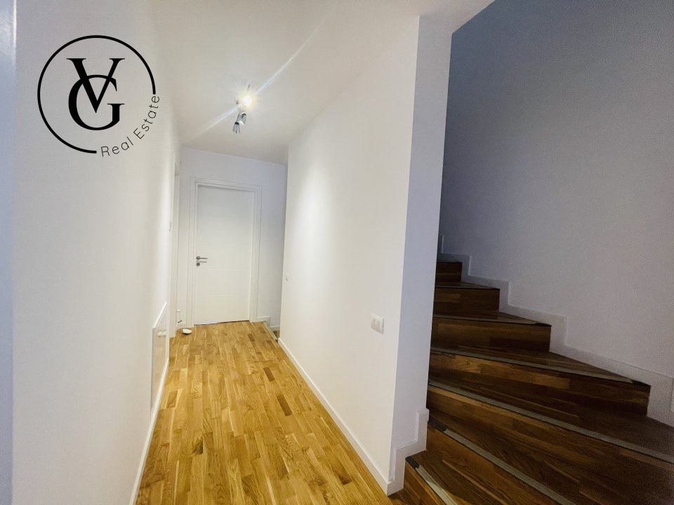 Vila Moderna 5 camere, curte si parcare - Pipera