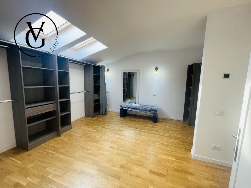 Vila Moderna 5 camere, curte si parcare - Pipera