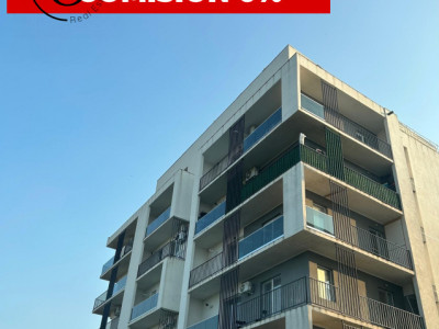Apartament 2 camere vedere mare si lac