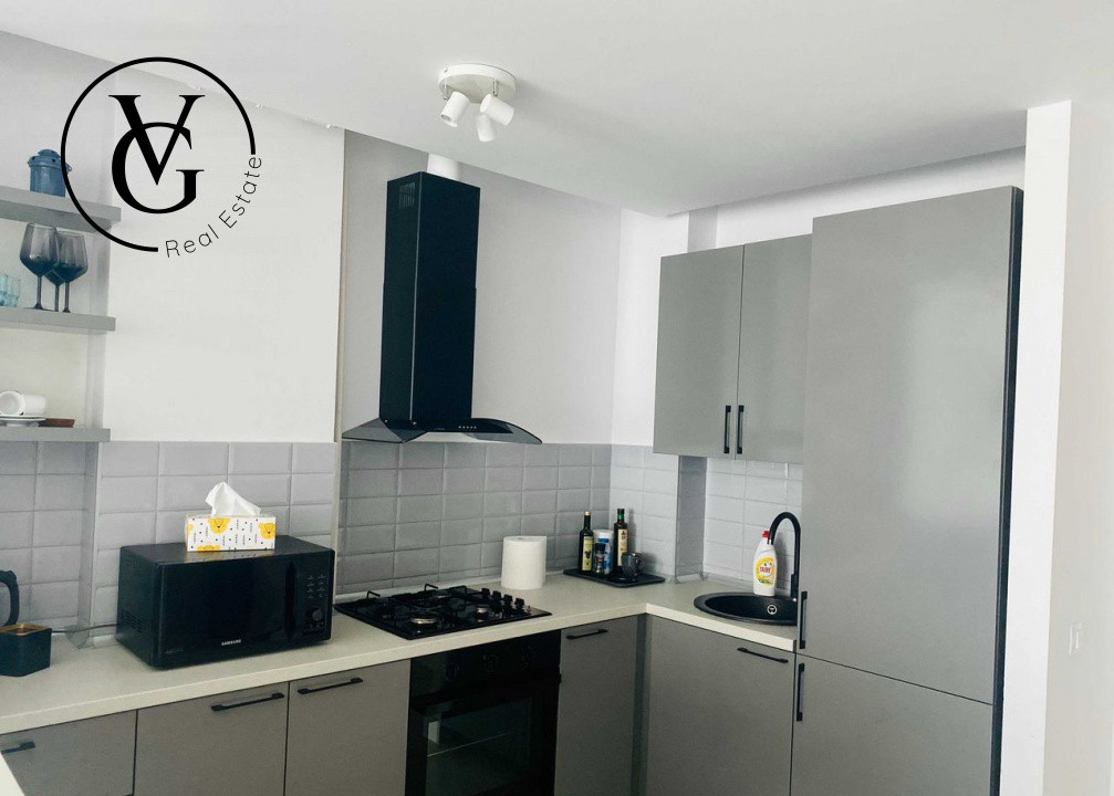Vand apartament de 2 camere Mamaia Nord – complet mobilat