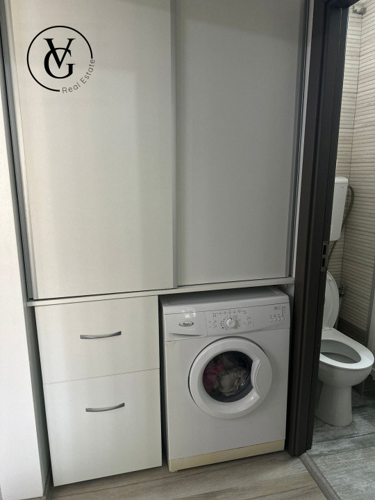 Apartament cu 2 camere, renovat - Piața Victoriei