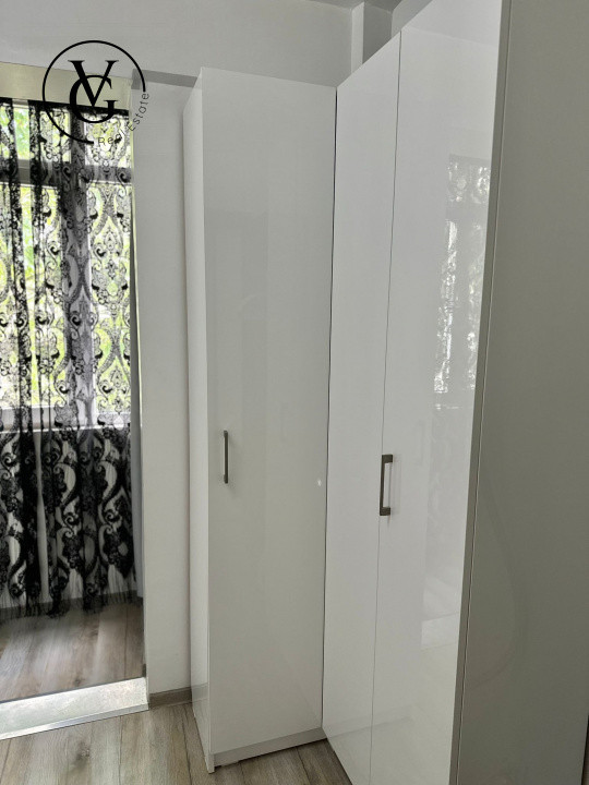 Apartament cu 2 camere, renovat - Piața Victoriei