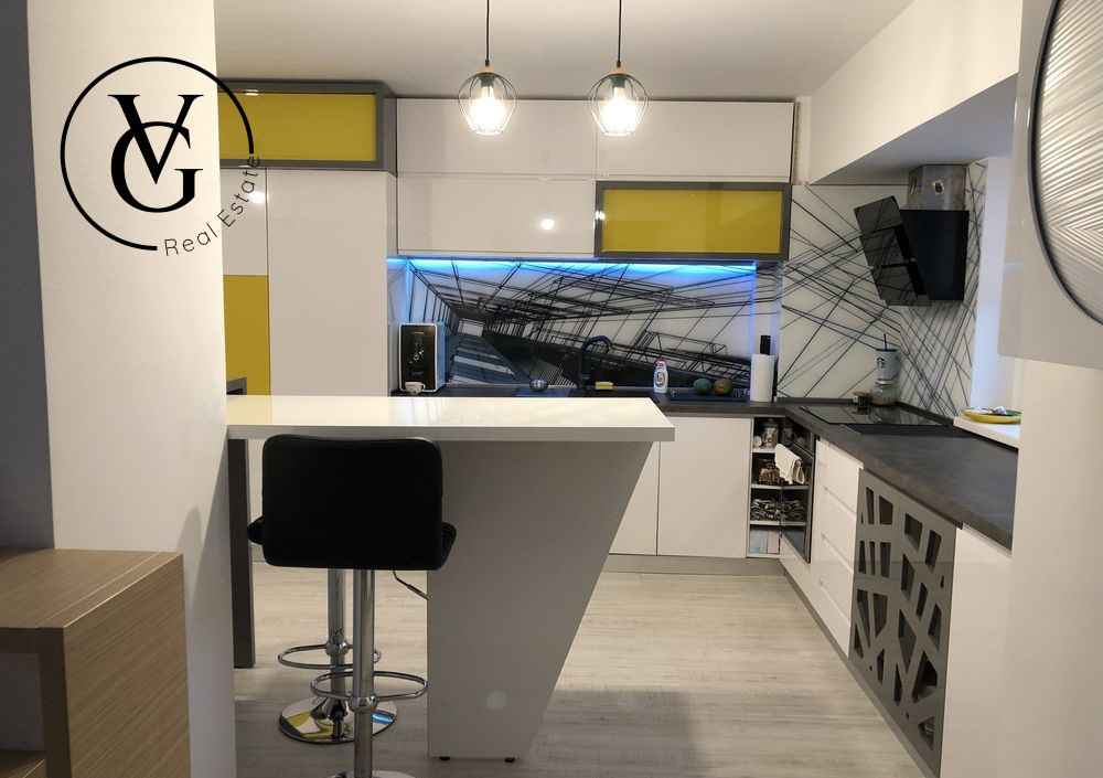 Apartament 2 camere + parcare - zona Rond Alba Iulia