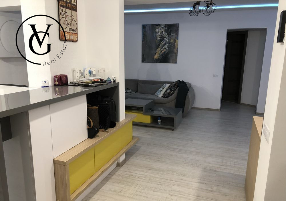 Apartament 2 camere + parcare - zona Rond Alba Iulia