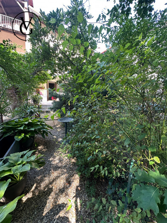 Vila de vanzare cu vedere la padure - P+1 zona Baneasa