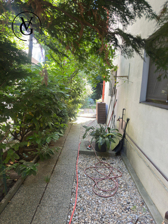 Vila de vanzare cu vedere la padure - P+1 zona Baneasa