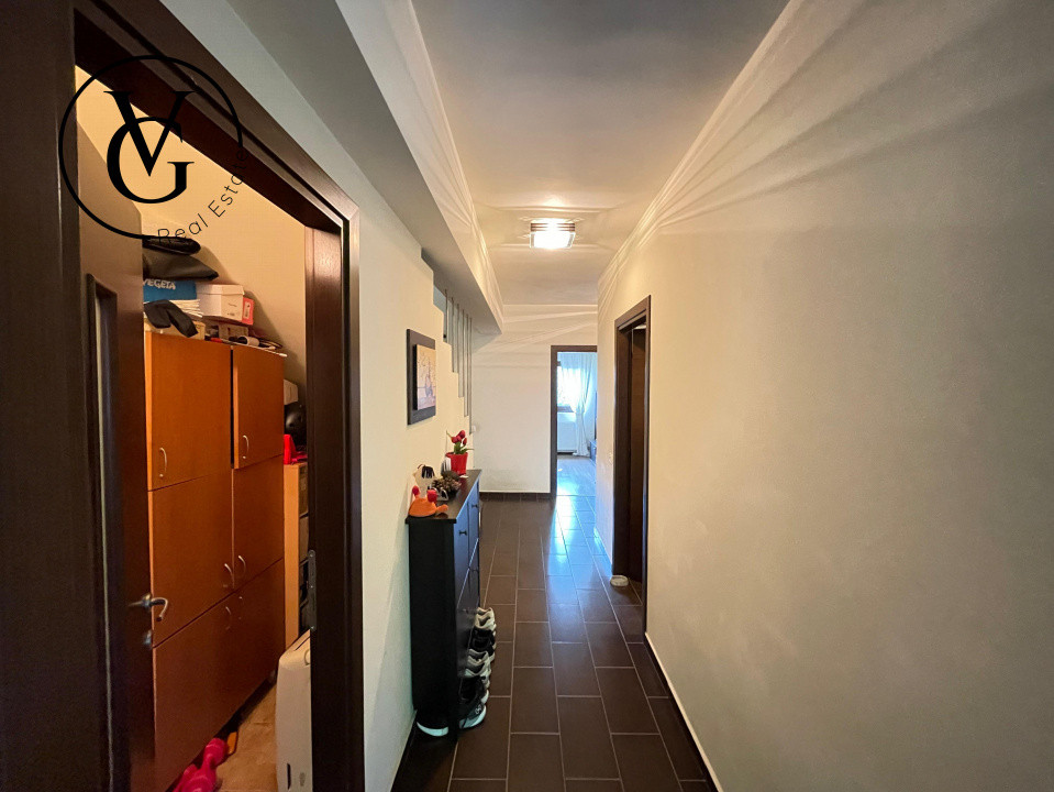 Vila de vanzare cu vedere la padure - P+1 zona Baneasa