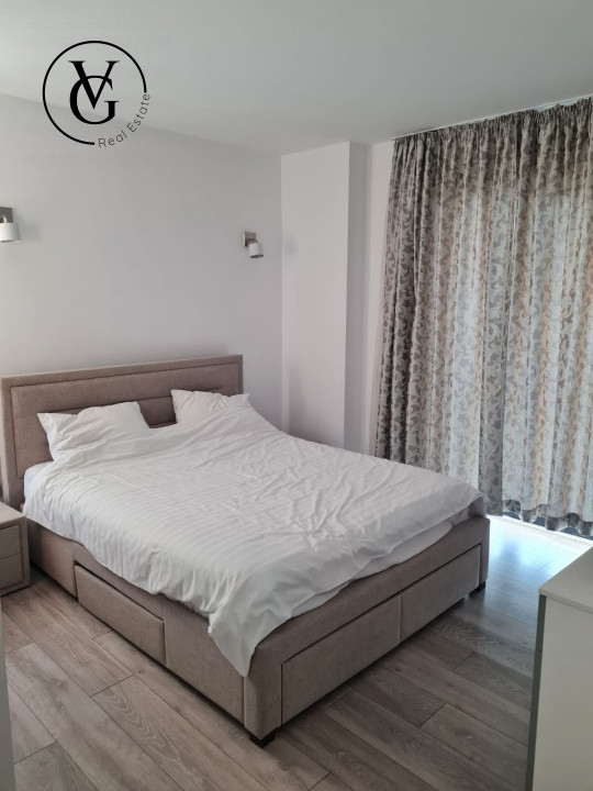 Vanzare apartament 2 camere vedere lac si mare
