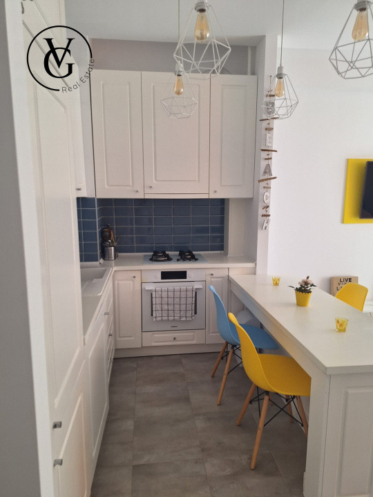 Garsoniera  renovata 2025 Onix Blue