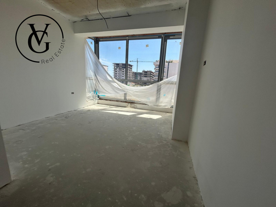 Vanzare apartament 2 camare 50m de plaja 