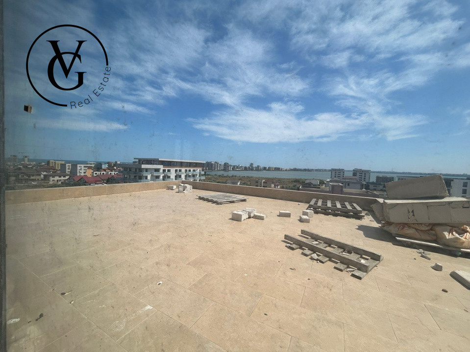 Vanzare apartament 4 camere vedere lac si mare