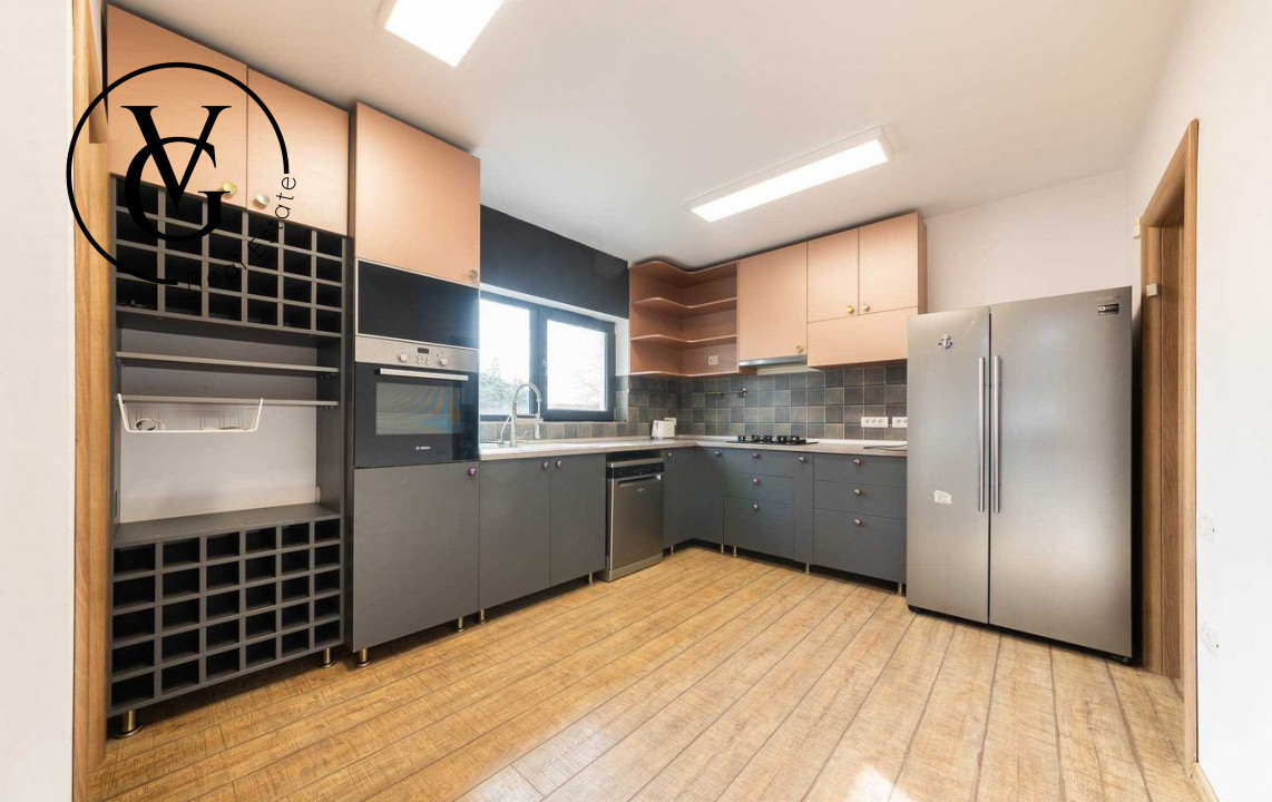 Vila 4 camere Tunari Campului