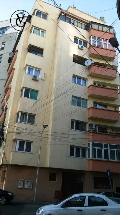 Apartament 3 camere - Universitate 