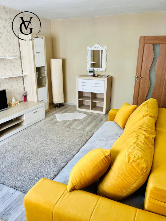 Apartament 2 camere - Zona Uverturii