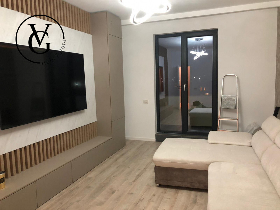 Apartament decomandat cu 3 camere - Tunari 