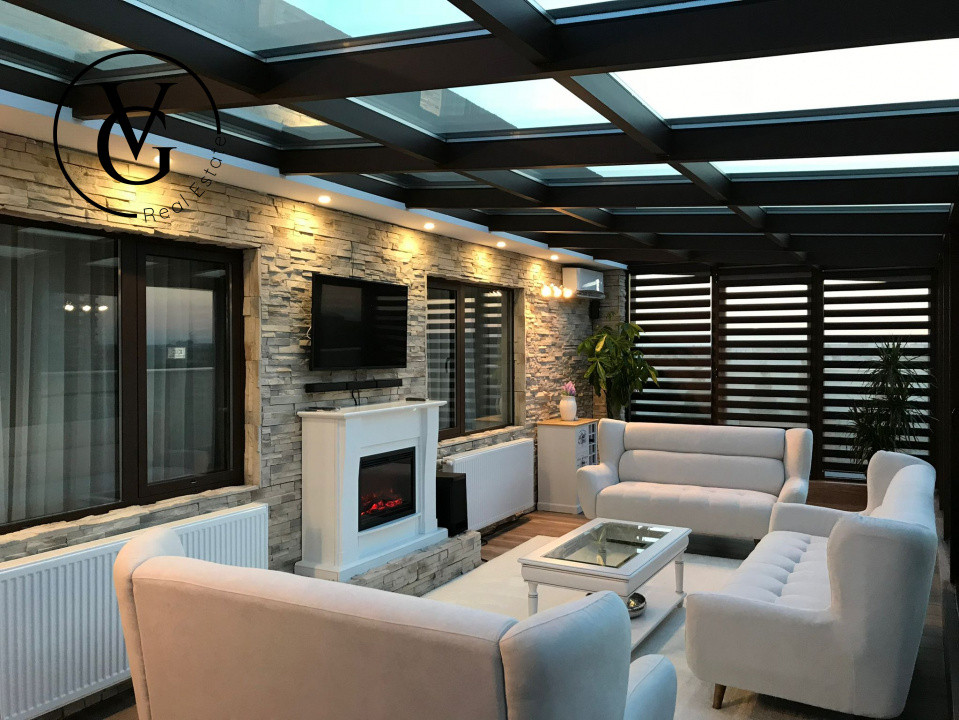 Penthouse cu vedere panoramică - terasă generoasă - zona Jiului