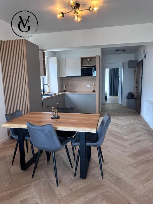 Apartament 2 camere -  vedere frontala la mare