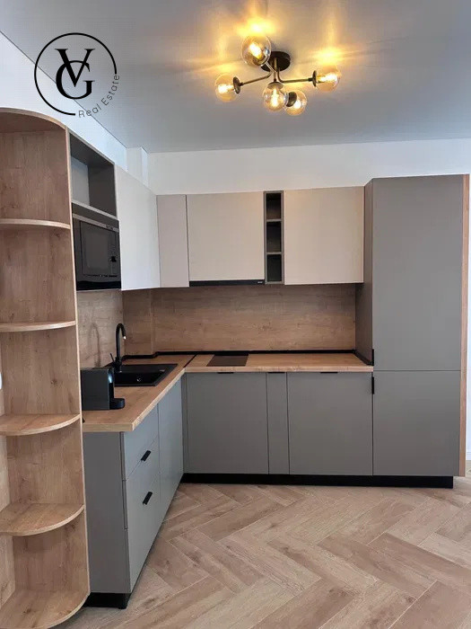 Apartament 2 camere -  vedere frontala la mare