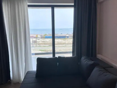 Apartament 2 camere -  vedere frontala la mare