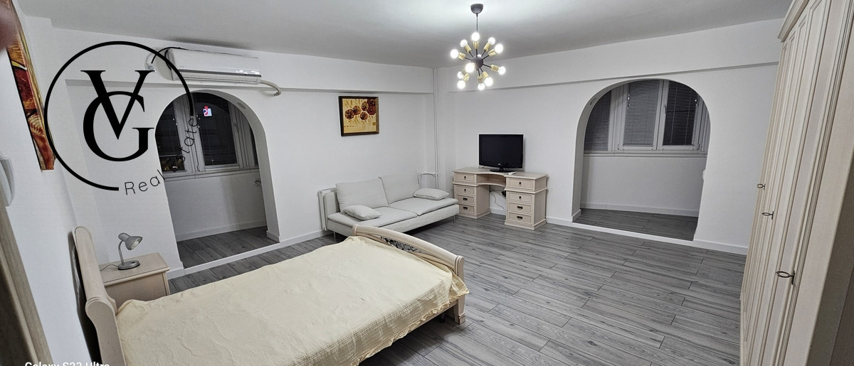 Garsoniera decomandata de inchiriat - zona Unirii 