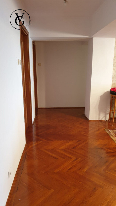 Apartament 4 camere decomandat - Dr. Taberei , Strada Pascani