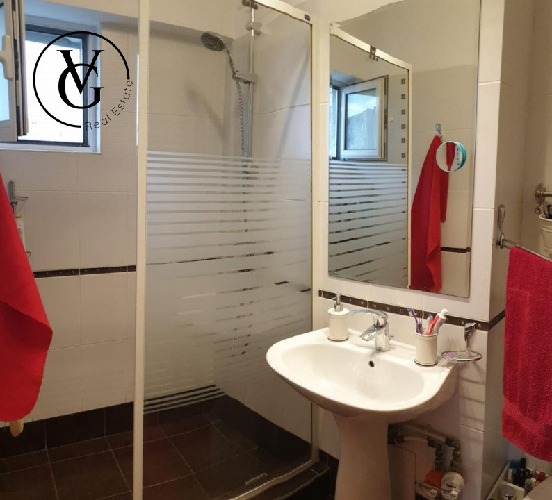 Apartament 4 camere decomandat - Dr. Taberei , Strada Pascani