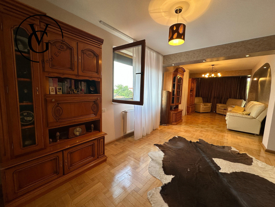 Vila deosebita langa padure si lac in Branesti 