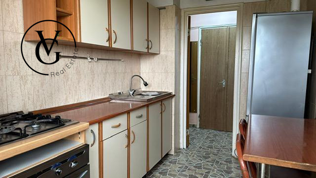 Apartament 3 camere - Zona Drumul Taberei