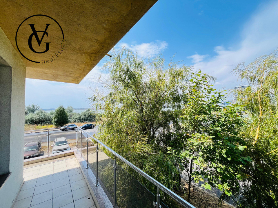 Apartament 2 camere în Mamaia - vedere frontală către lac