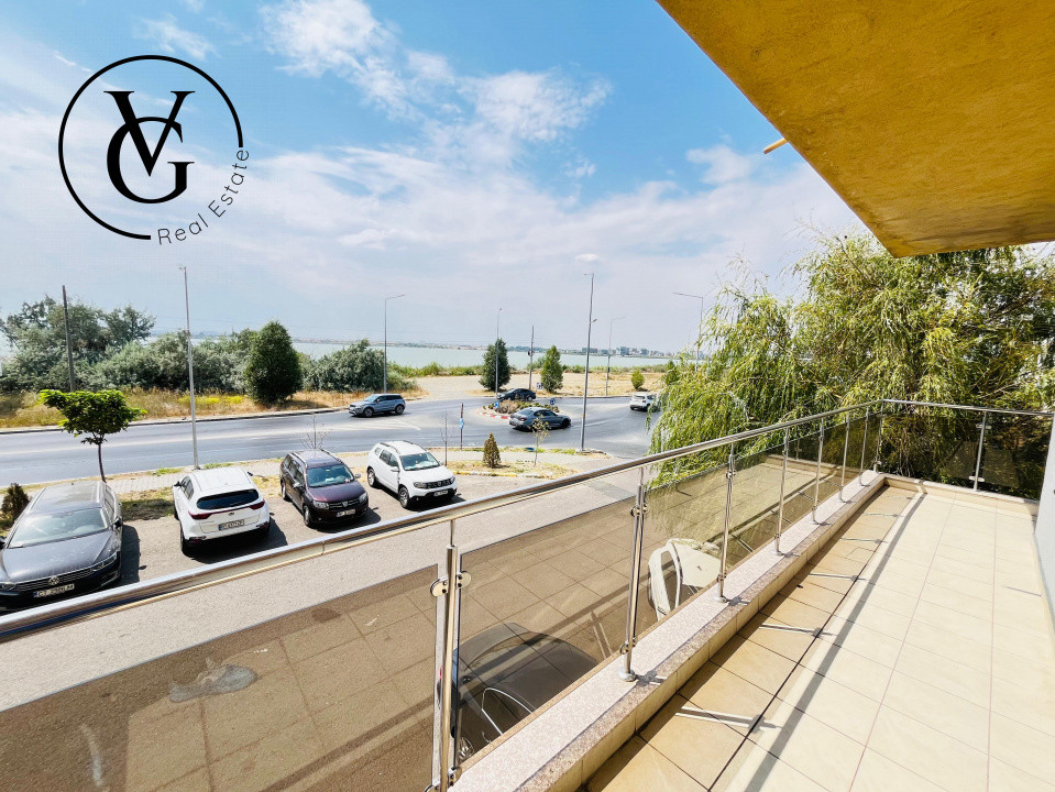 Apartament 2 camere în Mamaia - vedere frontală către lac