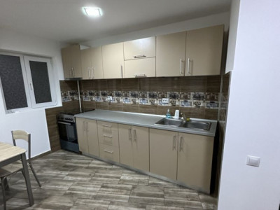 Apartament 3 camere - Tineretului