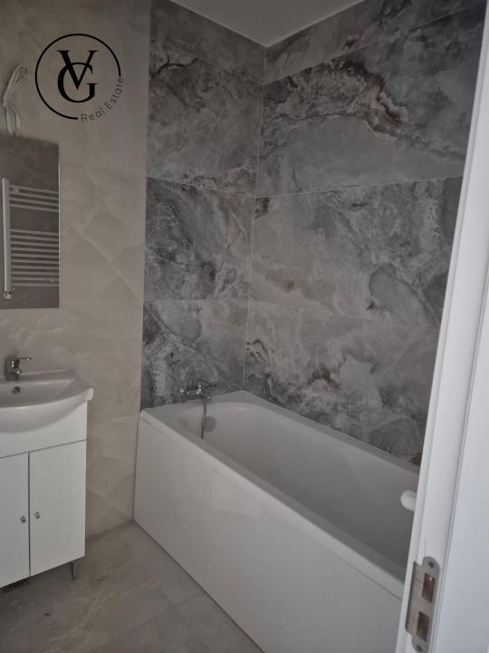Apartament 2 camere - Aparatorii Patriei - Decomandat