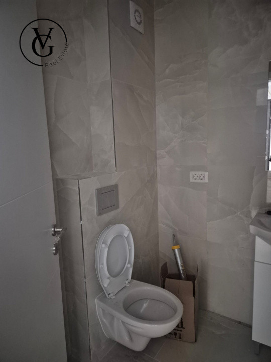 Apartament 2 camere - Aparatorii Patriei - Decomandat